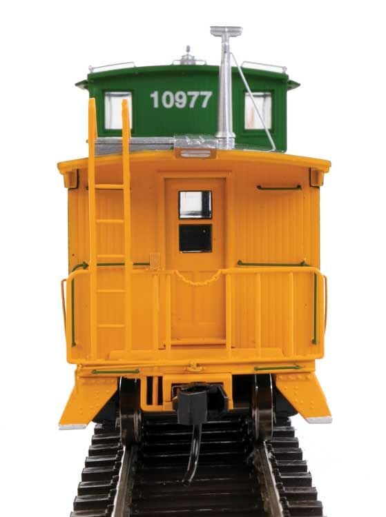 Walthers Proto HO DM&IR Class G2 Wood Caboose - Ready to Run - Burlington Northern #10967 - Hobbytech Toys