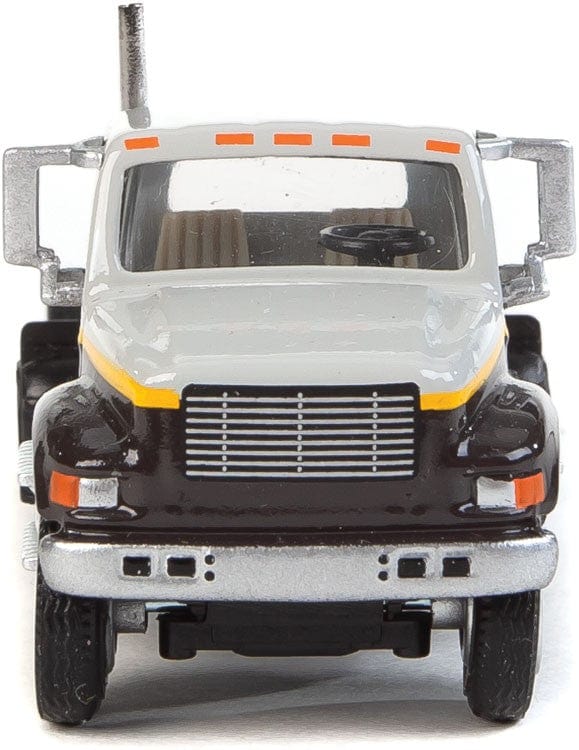 Walthers Scenemaster HO International 4900 2Dual Axle Tractor UPS Grey Walthers SceneMaster TRAINS - HO/OO SCALE