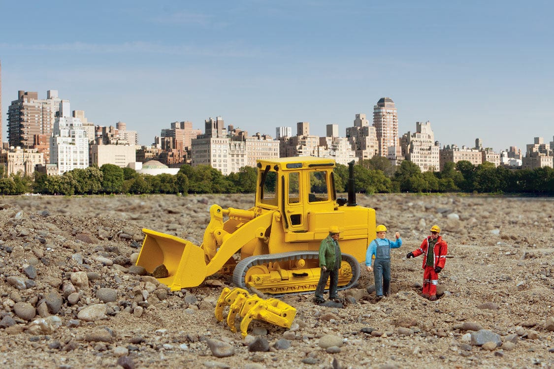 Walthers Scenemaster HO Tracked Loader - Kit - Hobbytech Toys