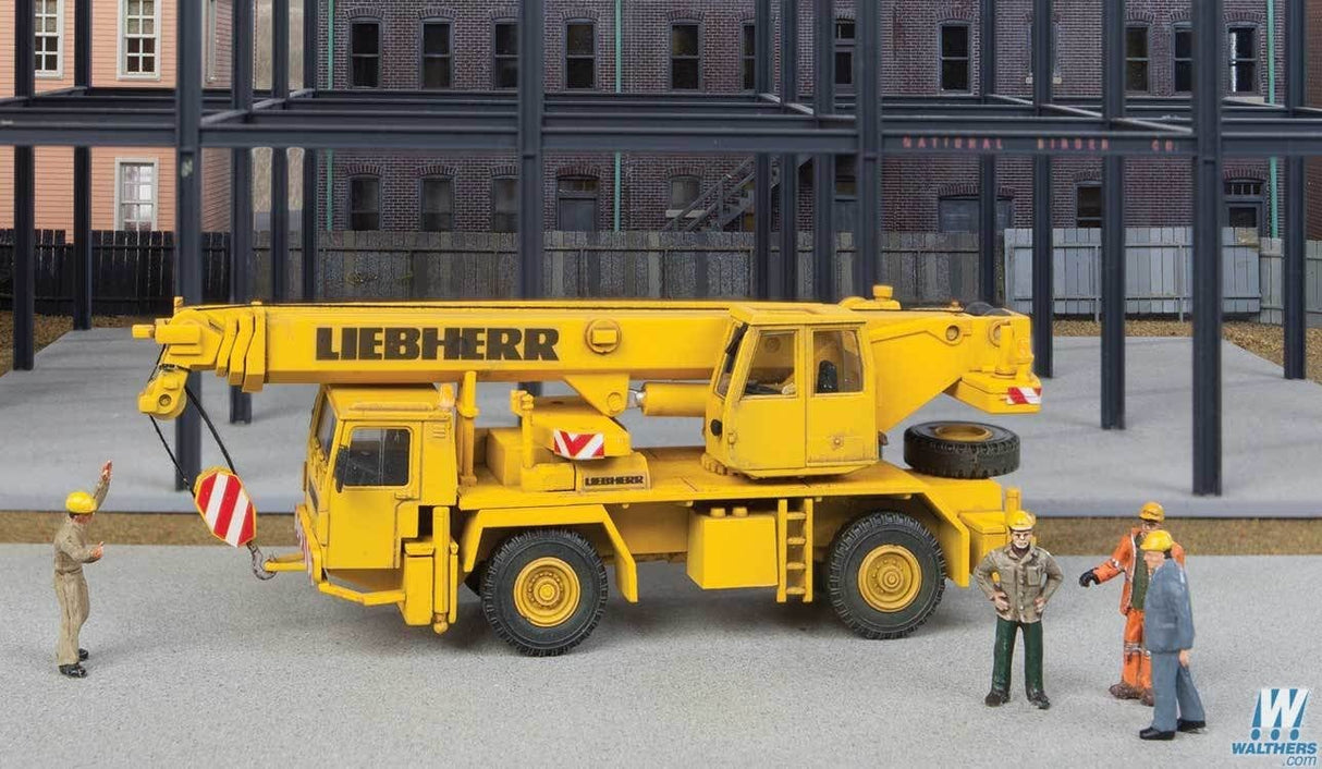 Walthers SceneMaster HO Two-Axle Truck Crane - Kit Walthers SceneMaster TRAINS - HO/OO SCALE