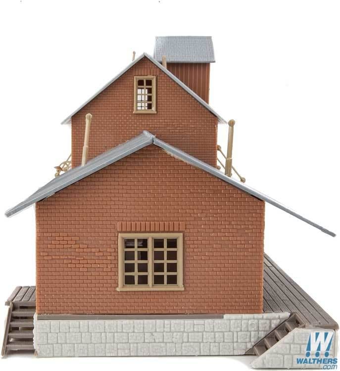 Walthers Trainline HO Brick Freight House - Kit Walthers Trainline TRAINS - HO/OO SCALE