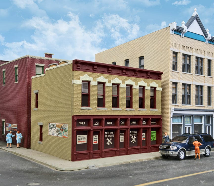 Walthers Trainline HO Midtown Hardware - Assembled - 4-1/4 x 3-5/8 x 3-3/8" 10.7 x 9.2 x 8.5cm - Hobbytech Toys