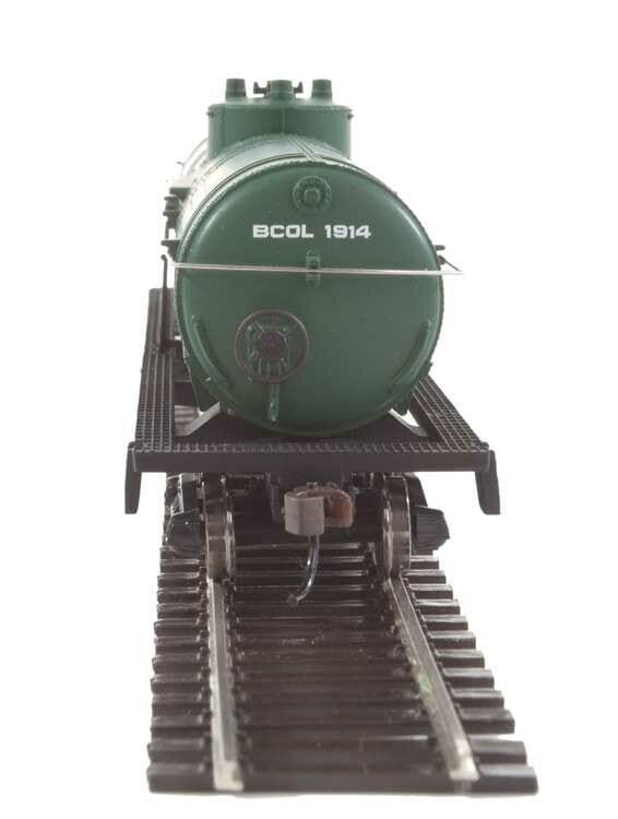 Walthers Trainline HO Tank Car - Ready To Run - British Columbia Railway (green, yellow, white; Dogwood Logo) - Hobbytech Toys