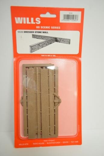 Wills Ss36 HO/OO Dressed Stone Wall Wills TRAINS - HO/OO SCALE