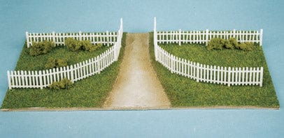 Wills Ss45 Oo/Ho Rustic And Picket Fencing Kit Wills TRAINS - HO/OO SCALE