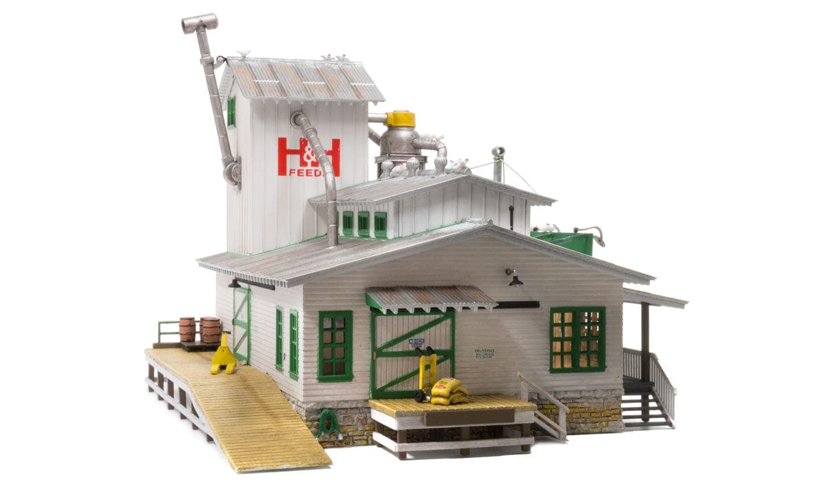 Woodland Scenics HO Built-Up H&H Feed Mill Woodland Scenics TRAINS - HO/OO SCALE