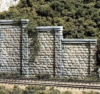 Woodland Scenics HO Retaining Wall, Cut Stone (3pcs) Woodland Scenics TRAINS - HO/OO SCALE