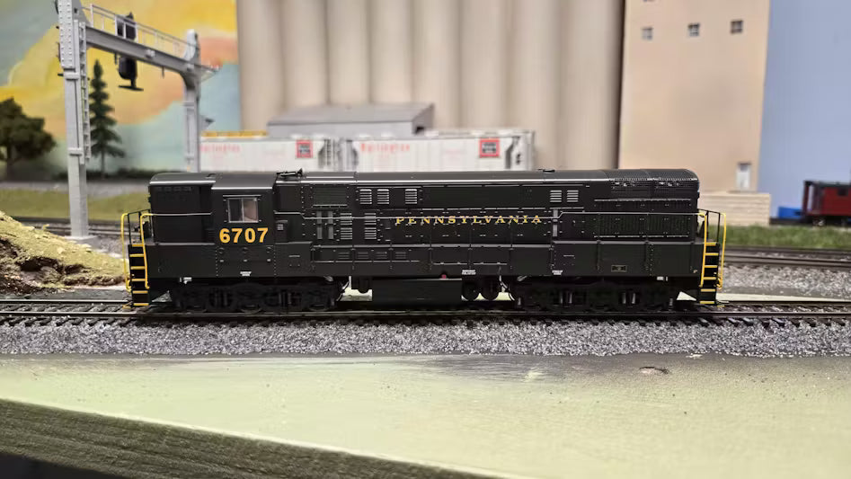 Atlas HO Scale, Loco, PH.2, Gold,Pennsylvania, 6707 [ATL10004145]