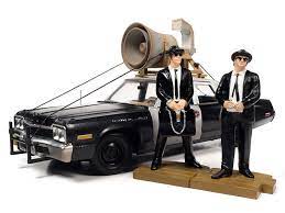 Autoworld SS133 1/18 Blues Mobile w/Figures 1974 Monaco Plumbed Wired and Fully Articulated - Hobbytech Toys