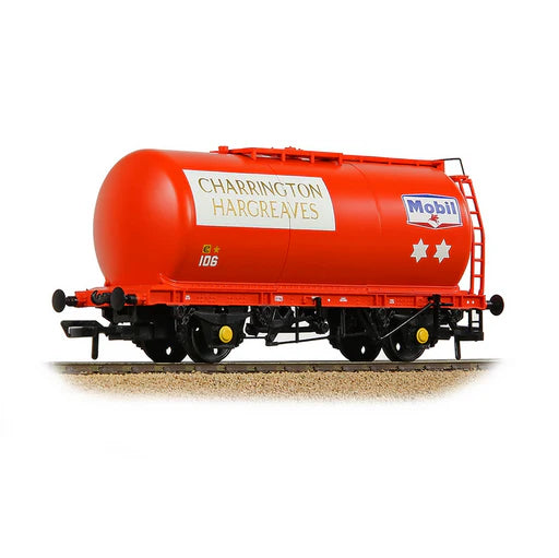 Bachmann Branchline OO Scale BR 45T TTA Tank Wagon 'Charrington Hargreaves/Mobil' Red