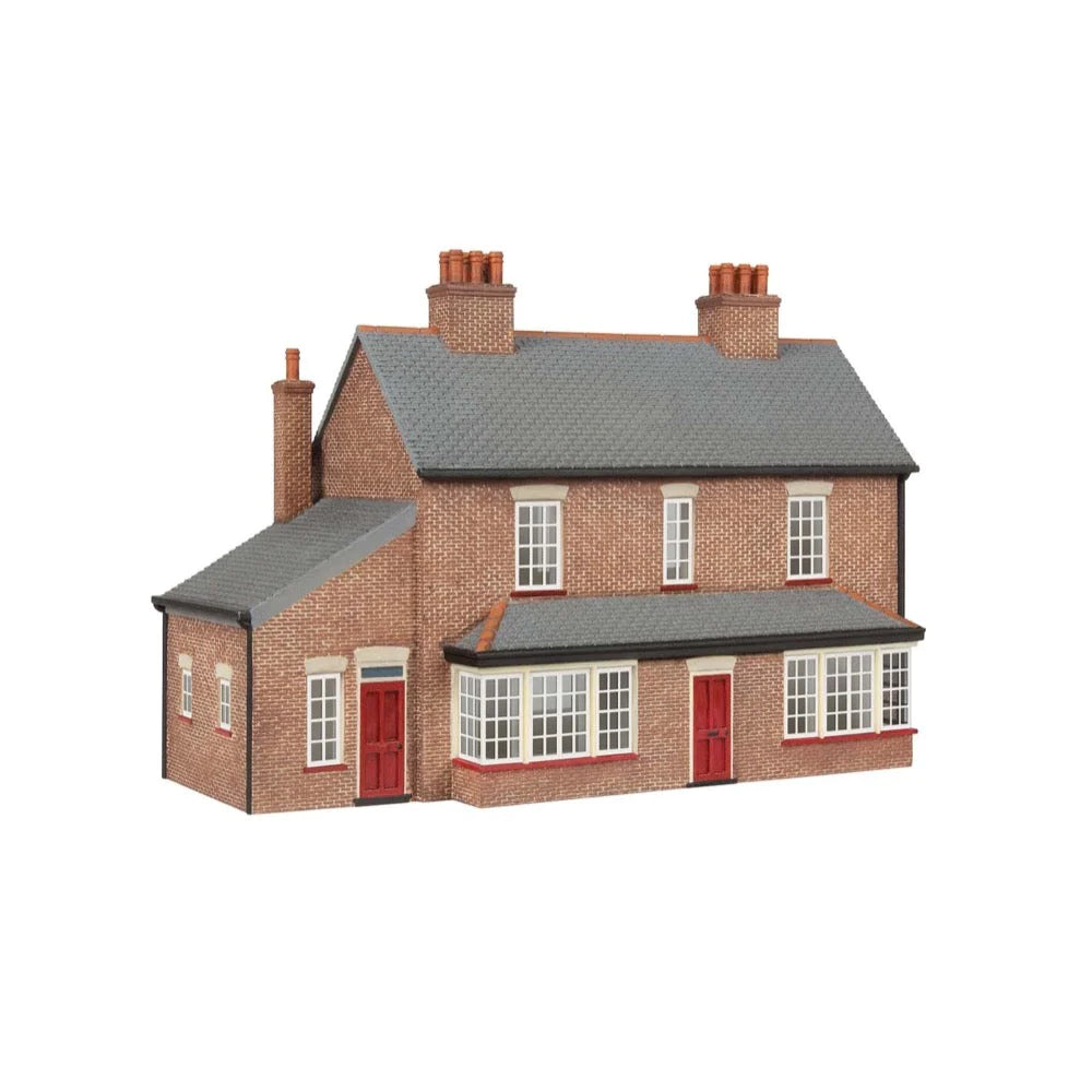 Hornby R7359 OO Scale Rose And Crown Pub - Hobbytech Toys