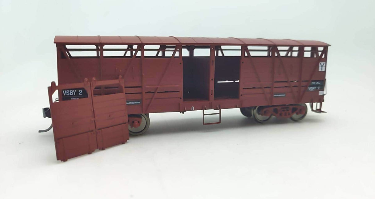 Ixion HO Scale VR Cattle Wagon 3-Pack D, contents MF15, MF22, MF24