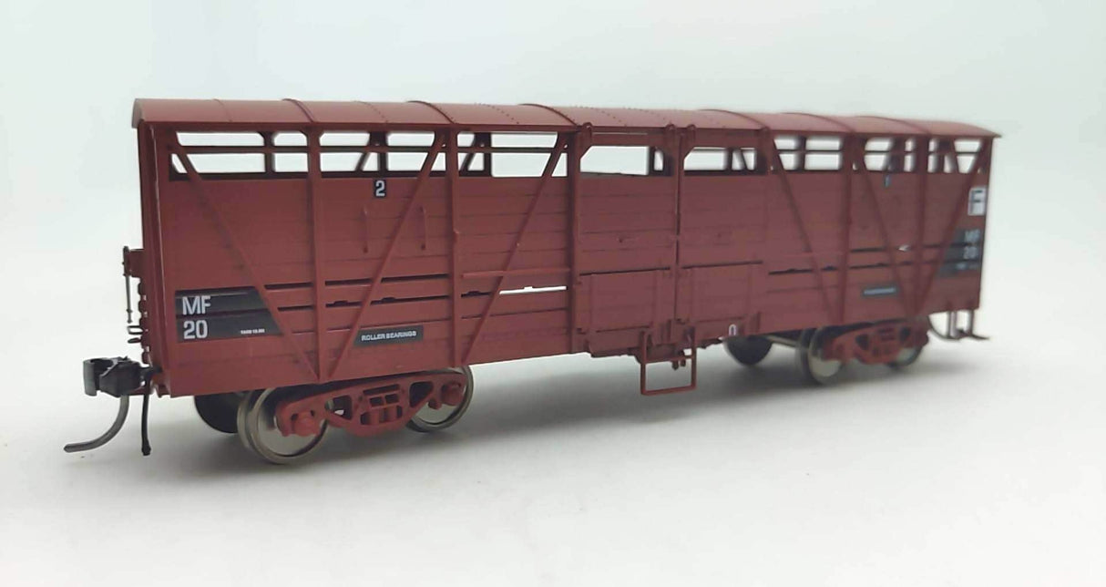Ixion HO Scale VR Cattle Wagon 3-Pack F, contents MF10, MF20, MF25