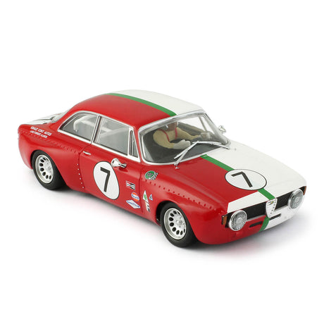 REVO Slot RS0153 1/32 Alfa Romeo GTA No.7 Green Valley, Monty Winkler - Hobbytech Toys