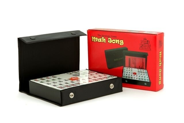 Mah Jong Game in Black Vinyl Case - Hobbytech Toys