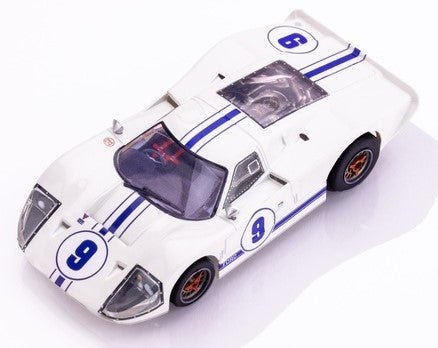 AFX Ford GT40 Mark IV #9 White Slot Car [22078] - Hobbytech Toys