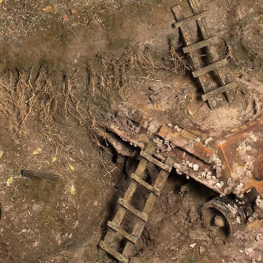 AK Interactive Dioramas: Terrains Dark Earth - 250ml (Acrylic)