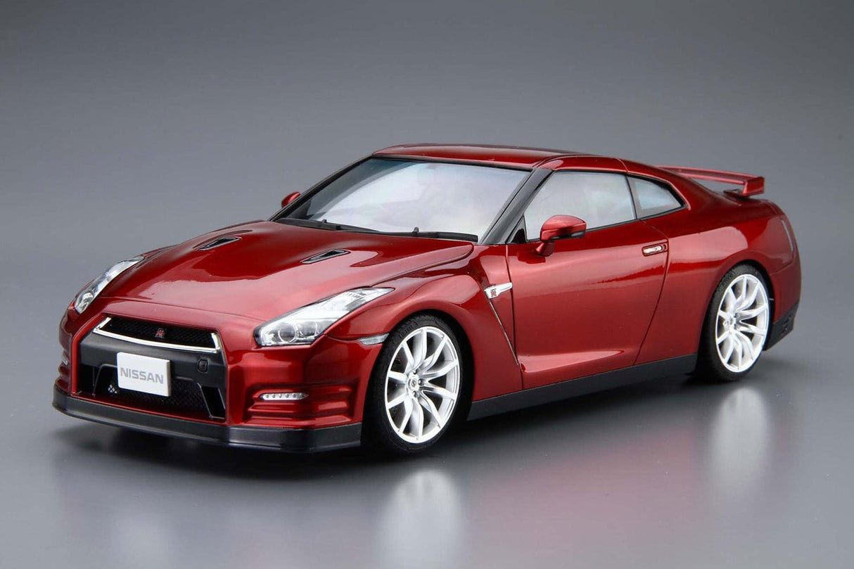 Aoshima 1/24 Nissan R35 GT - R Pure Edition 14 Plastic Model Kit [A005857] - Hobbytech Toys