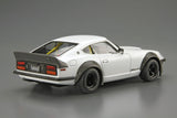 Aoshima 1/24 Nissan S30 Fairlady Z Aero Custom Ver.2 1975 Plastic Model Kit [020063]