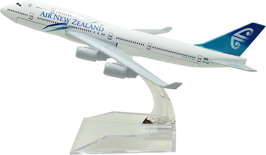 B747 Diecast Model Plane - Air New Zealand (16cm)