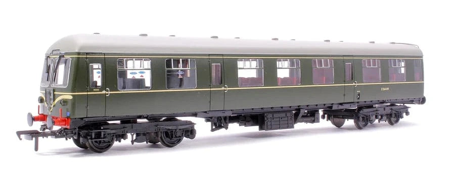 Bachmann 31-326B OO Gauge Class 105 2-Car DMU BR Green (Speed Whiskers) - Hobbytech Toys