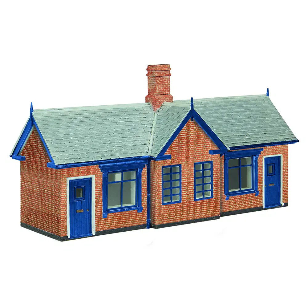 Bachmann Scenecraft OO Scale Transport Cottages - Brick & Blue