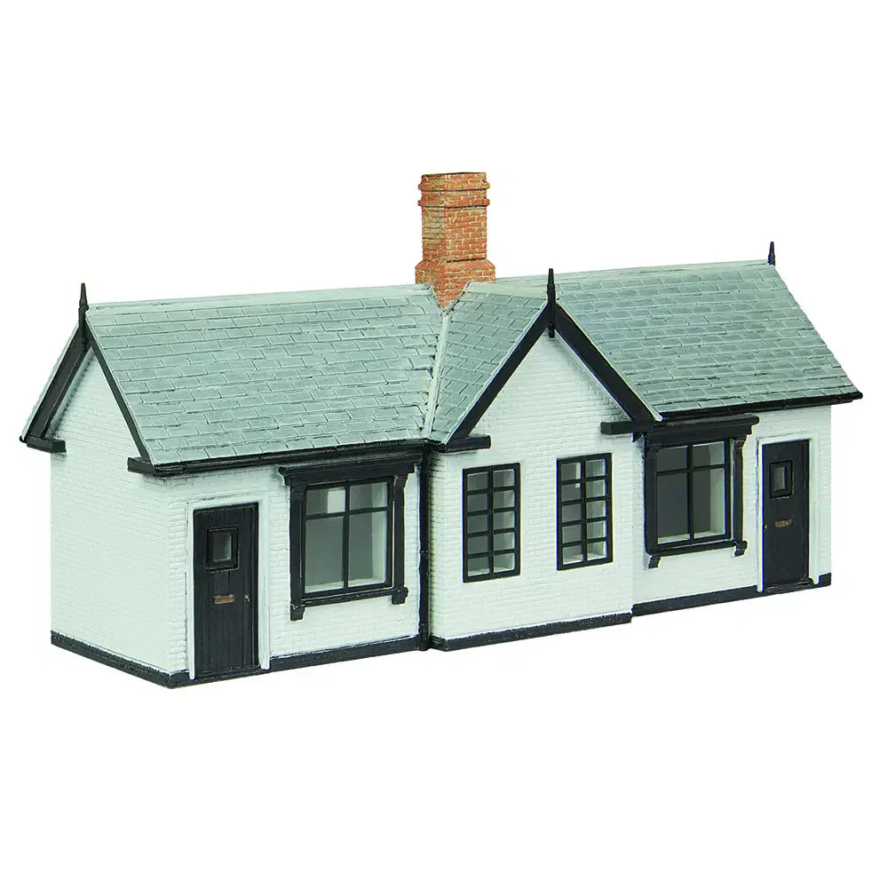 Bachmann Scenecraft OO Scale Transport Cottages - White & Black
