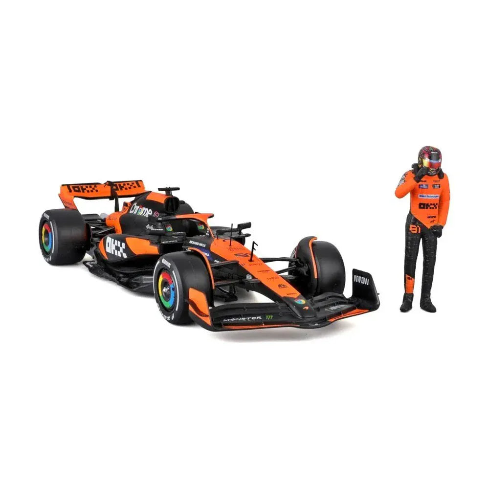 Bburago 1/24 2024 McLaren MCL38 F-1 with Piastri #81 Figurine Diecast Model