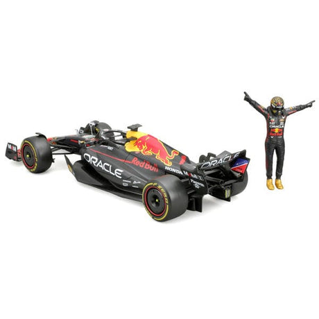 Bburago F1 1/24 with Figurine 2023 Red Bull Racing RB19 with Verstappen #1 Figurine in WB
