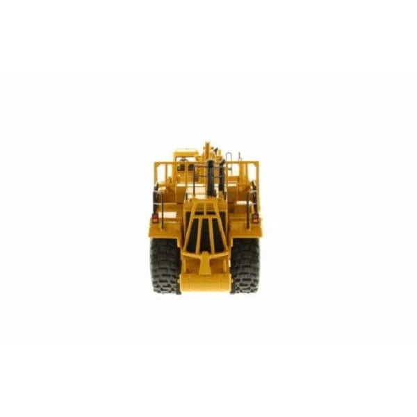 Cat 1/50 657G Wheel Tractor Scraper Core Classic Series Diecast Model