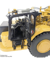 CCM 1/24 Cat 651 Wheel-Tractor Scraper museum quality diecast model