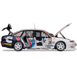 Classic Carlectables 1/18 Holden VS Commodore 1999 Calder Park Garth Tander [18559]