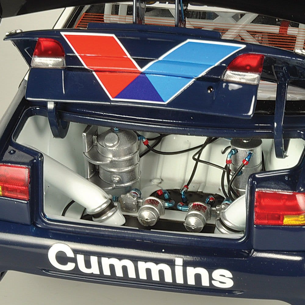 Classic Carlectables 1/18 Holden VS Commodore 1999 Calder Park Garth Tander [18559]