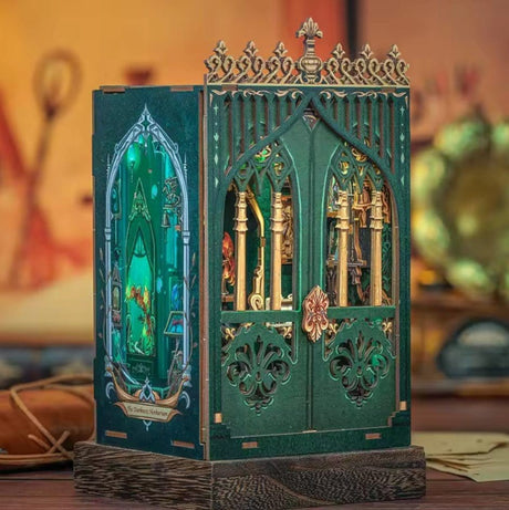 CUTEBEE DIY Book Nook - The Darkness Herbarium Kit - Hobbytech Toys