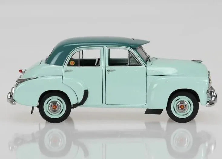 DDA 1/24 1953 2 Tone Green FJ Holden Sedan - Fully Detailed Diecast Model