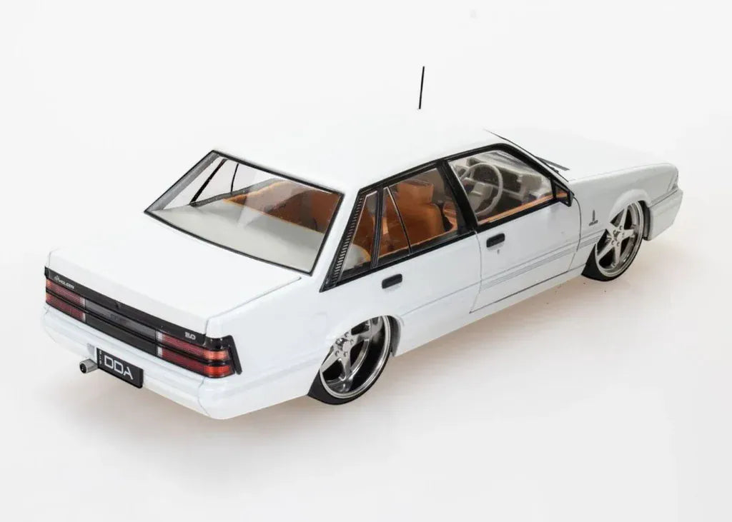 DDA 1/24 Custom Holden VL Calais - Metallic White Diecast Model