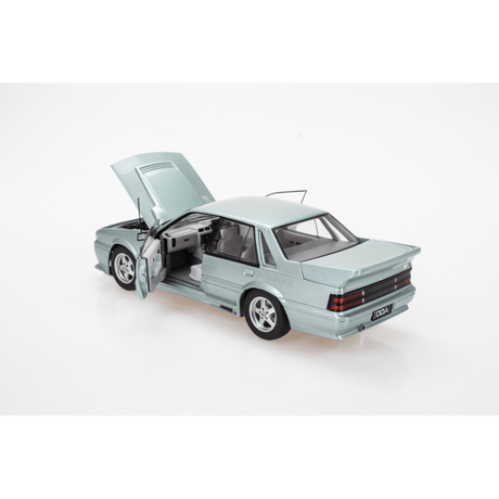 DDA 1/24 Holden VL Walkinshaw Standard Panorama Silver Diecast Model