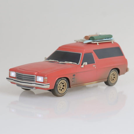 DDA 1/24 Maxs Dirty Version Holden HJ Panelvan Spectra Rides Light Up - Pre - Assembled Plastic Model - Hobbytech Toys