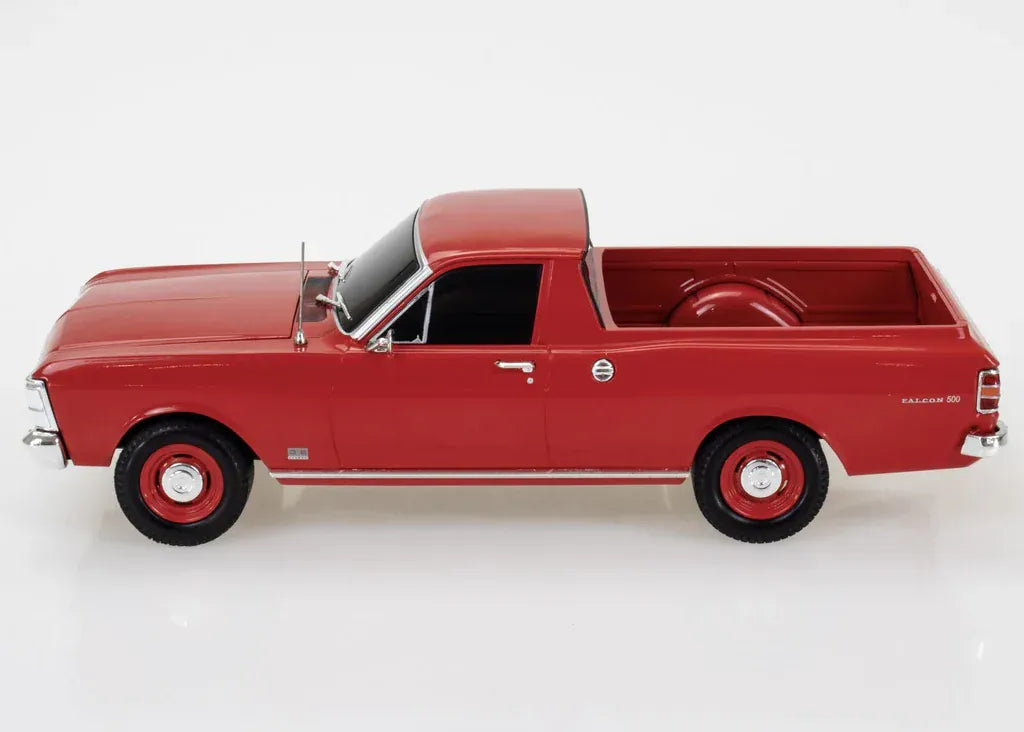 DDA 1/24 Red XW Standard Ford Ute Spectra Rides Plastic Light Up Model