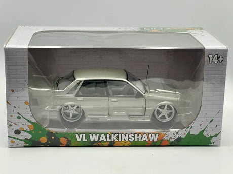 DDA 1/24 (S) Silver VL Custom Walkinshaw Sfragismeno - Opening Front Doors Only
