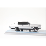 DDA 1/24 Silver LC GTR Torana - Spectra Rides Light Up Plastic