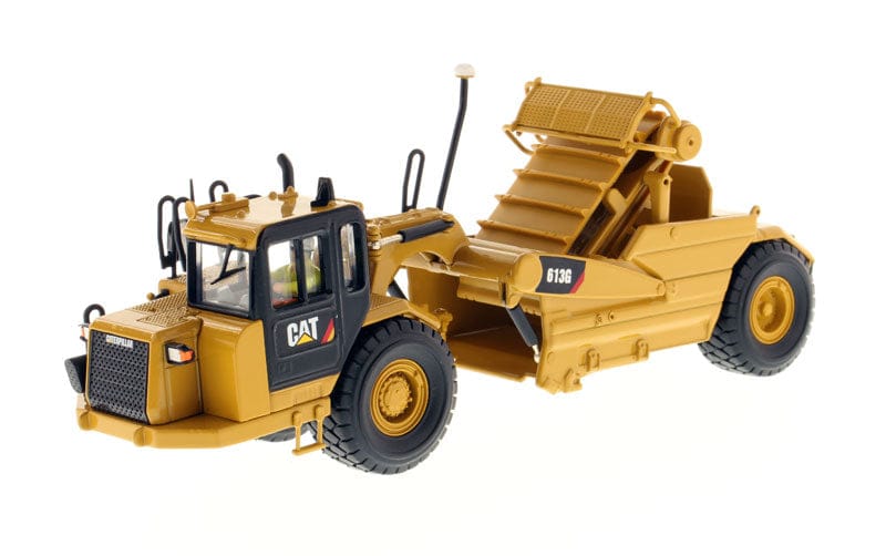Diecast Masters 1/50 Cat 613G Wheel Tractor-Scraper