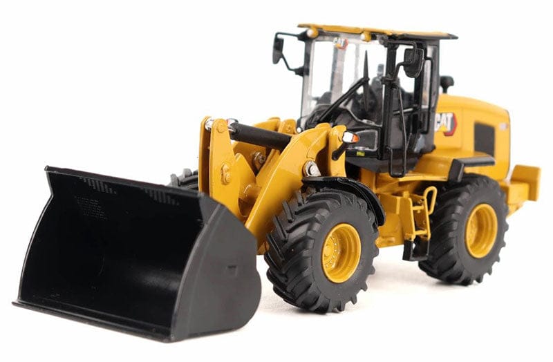 Diecast Masters 1/50 Cat 938 Wheel Loader