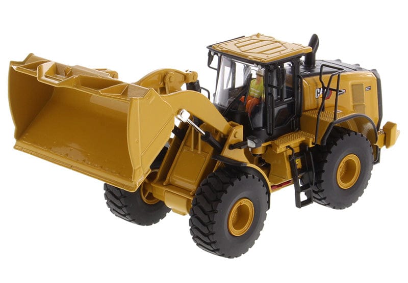 Diecast Masters 1/50 Cat 972 XE Wheel Loader
