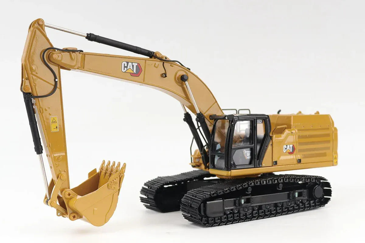 Diecast Masters Cat 1/50 352 Next Gen Excavator - Highline Series