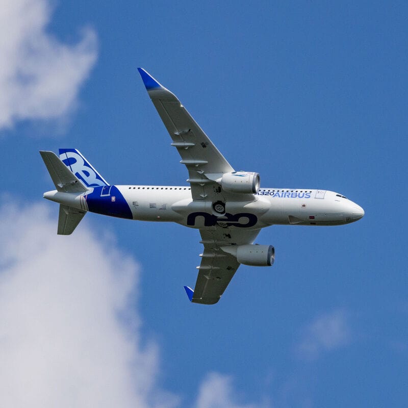 E-Flite Airbus A320neo 1.5m Airliner Twin 64mm EDF, BNF Basic [EFL-1493]