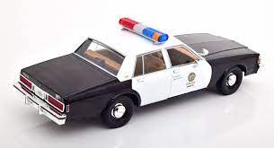 Greenlight 1/18 Terminator (1991) 2 Judgement Day 1987 Chev Caprice Metro Police w/T-1000 Liquid Metal Android Figure Movie - Hobbytech Toys