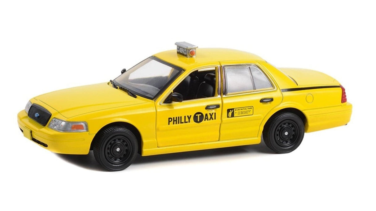 Greenlight 1/24 Creed (2015) 1999 Ford Crown Victoria - Philly Taxi Diecast Model - Hobbytech Toys
