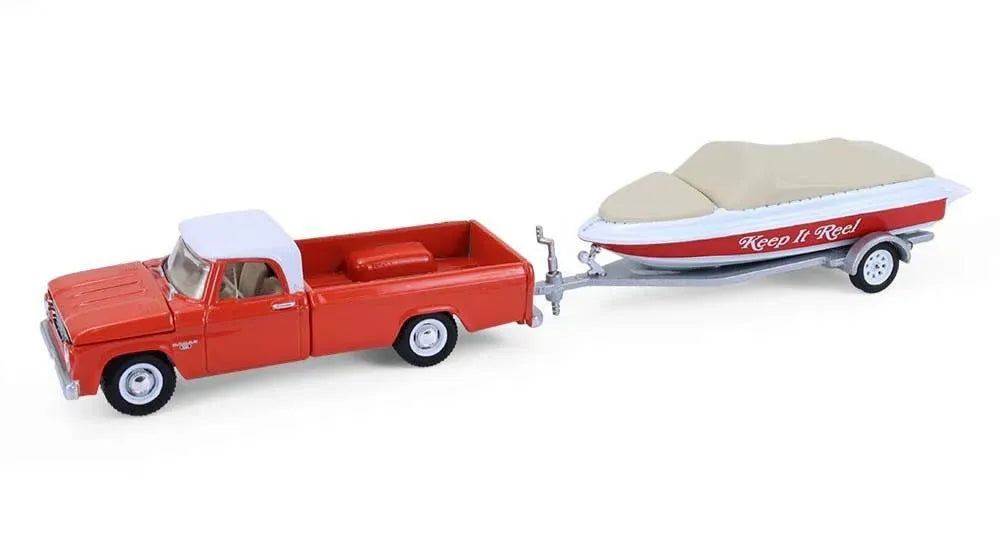 Greenlight 1/64 Hitch & Tow Series 33 - 1967 Dodge D-100 with Boat and