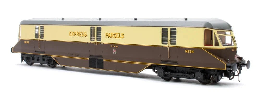 Heljan OO Scale Railcar GWR Chocolate/Cream No. 34 with Coat Of Arms Diesel Loco - DC - Hobbytech Toys